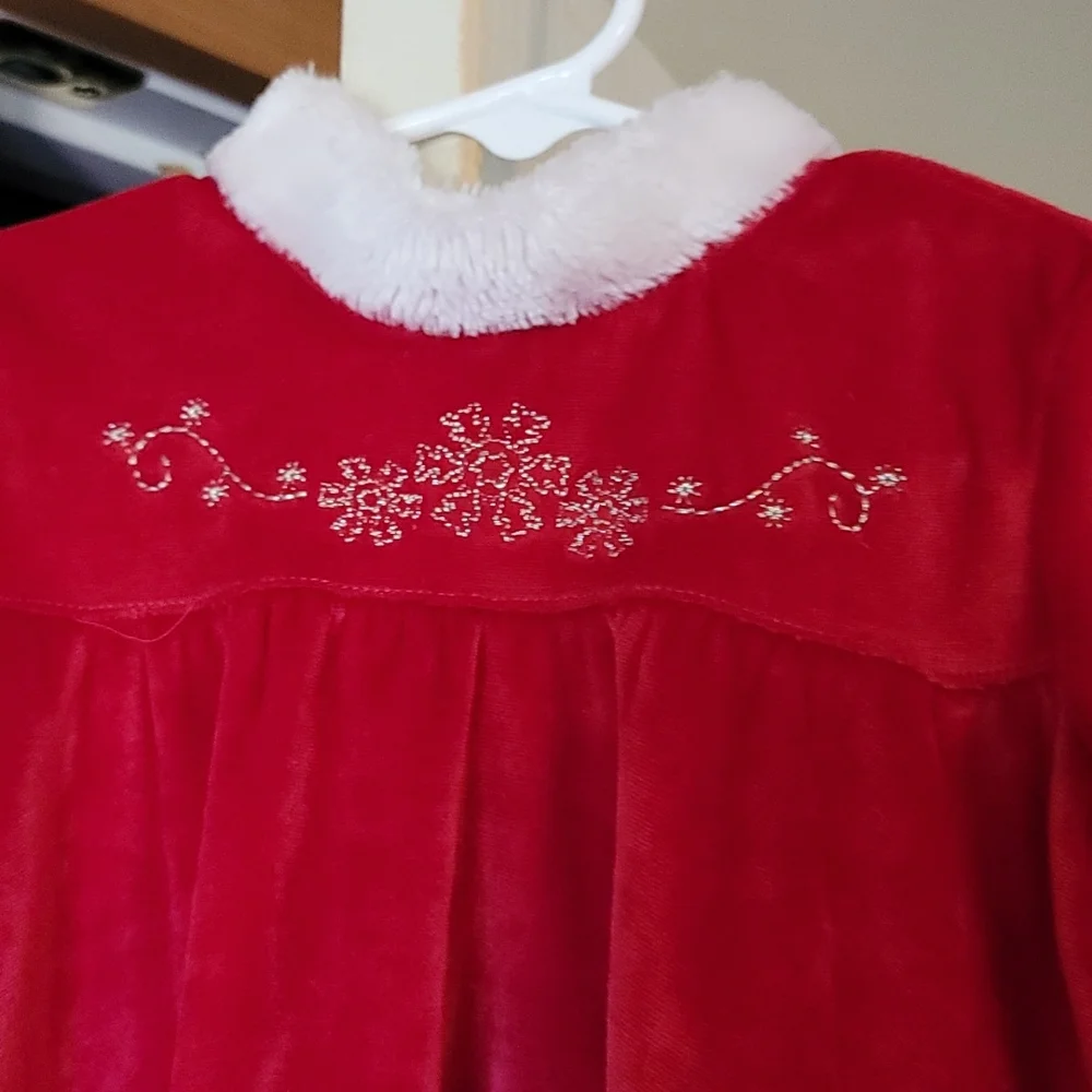 Red girls holiday dress with matching diaper cover 18 months - Picture 4 of 7